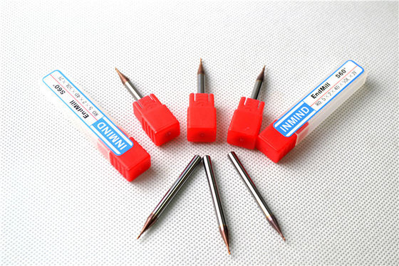 I micro mulini di estremità del carburo solido su ordinazione Tialn hanno ricoperto il naso Endmill 0.3um della palla